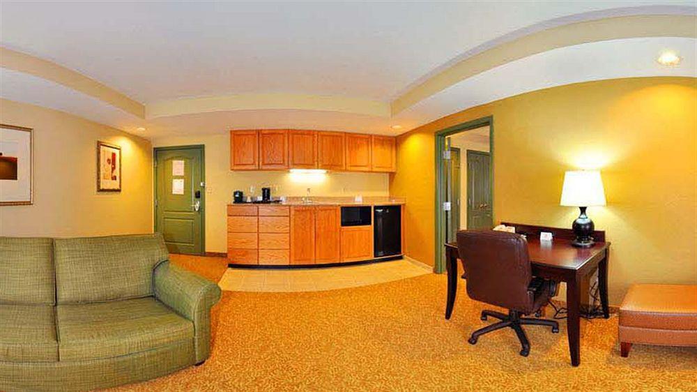 Country Inn & Suites By Radisson, Pensacola West, Fl Ferry Pass Bagian luar foto