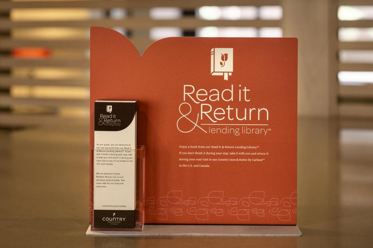 Country Inn & Suites By Radisson, Pensacola West, Fl Ferry Pass Bagian luar foto